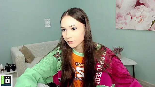 AmyJonas online show from November 12, 4:49 am