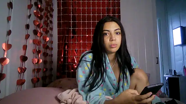 isabella048 online show from September 30, 8:15 pm
