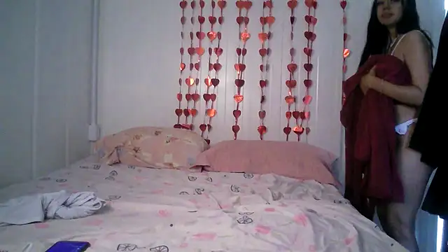 isabella048 online show from September 20, 7:41 pm