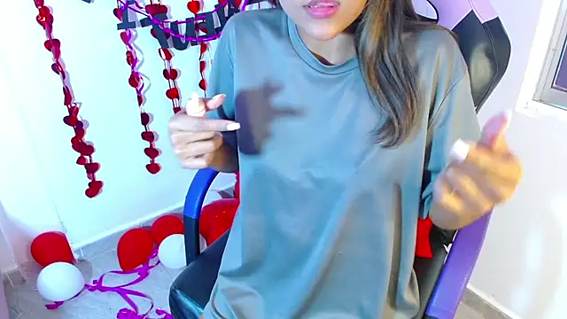 Snapshot of Melody_mercy chatting on February 16, 3:48 pm Melody mercy online show from February 16, 3:48 pm