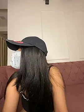 Emmy kapoor online show from January 29, 12:22 am