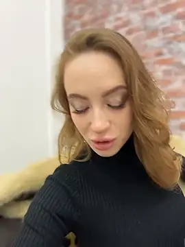  AngelMoon  online show from December 18, 3:55 am