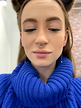 Snapshot of _AngelMoon_ chatting on October 31, 3:58 am AngelMoon online show from October 31, 3:58 am