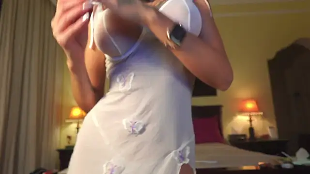 LunaMystyque online show from March 22, 4:08 pm