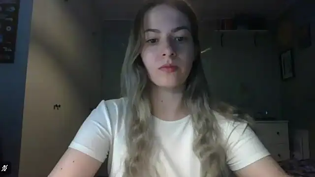Snapshot of ROSIEx_sweet chatting on October 9, 7:20 am ROSIEx sweet online show from October 9, 7:20 am