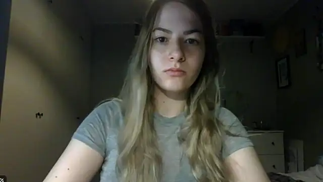 Snapshot of ROSIEx_sweet chatting on October 17, 6:39 am ROSIEx sweet online show from October 17, 6:39 am