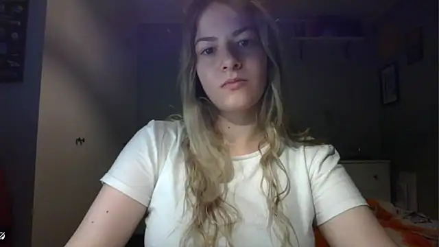 Snapshot of ROSIEx_sweet chatting on October 27, 7:42 am ROSIEx sweet online show from October 27, 7:42 am