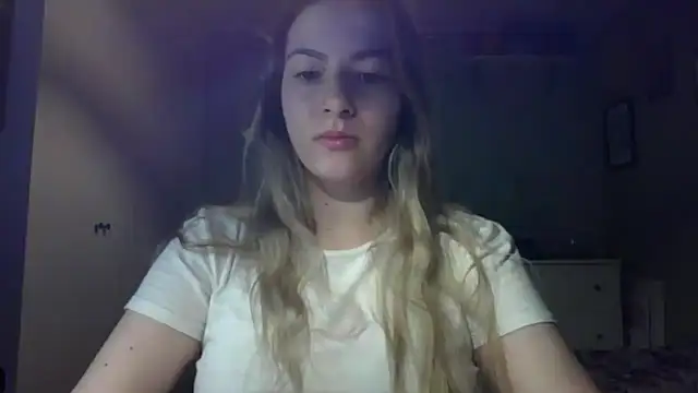 Snapshot of ROSIEx_sweet chatting on October 20, 6:48 am ROSIEx sweet online show from October 20, 6:48 am