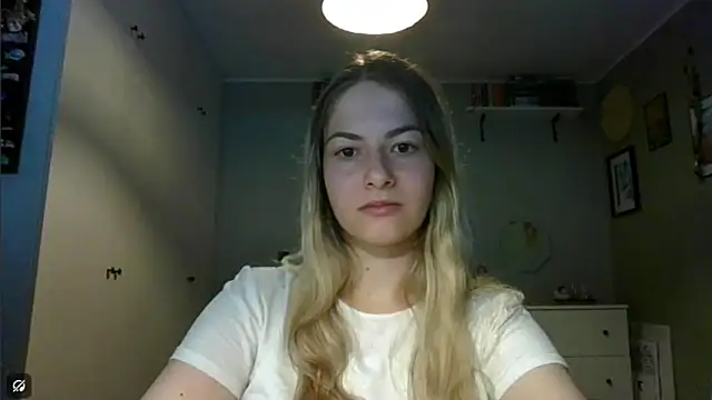 Snapshot of ROSIEx_sweet chatting on September 19, 7:45 am ROSIEx sweet online show from September 19, 7:45 am