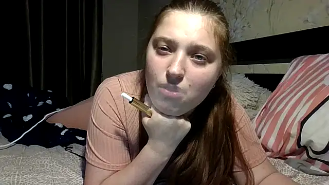 kila lo online show from February 19, 3:53 pm