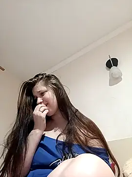 Snapshot of kila_lo chatting on February 8, 4:35 pm kila lo online show from February 8, 4:35 pm