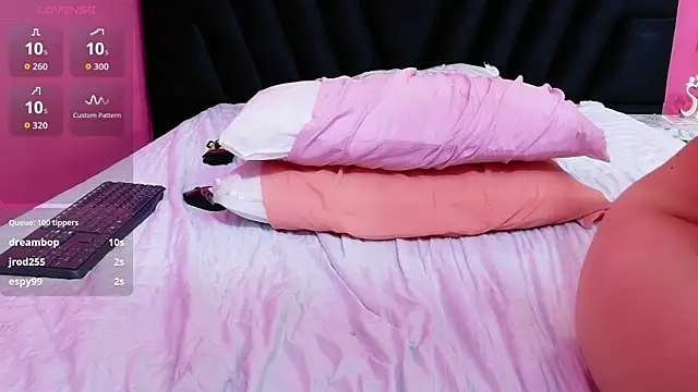 hornybarelylegalgirl online show from November 3, 12:16 am