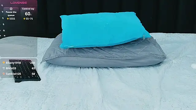 hornybarelylegalgirl online show from March 2, 12:22 am