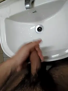 Snapshot of KeepCummingForYou73 chatting on February 4, 10:27 pm KeepCummingForYou73 online show from February 4, 10:27 pm