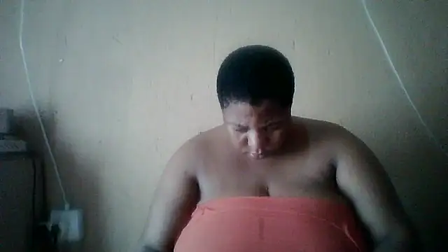 bustyboobs6 online show from March 24, 10:15 am