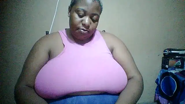 bustyboobs6 online show from February 24, 5:36 pm