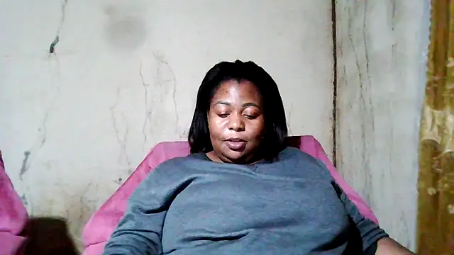 Snapshot of bustyboobs6 chatting on September 30, 5:41 pm bustyboobs6 online show from September 30, 5:41 pm