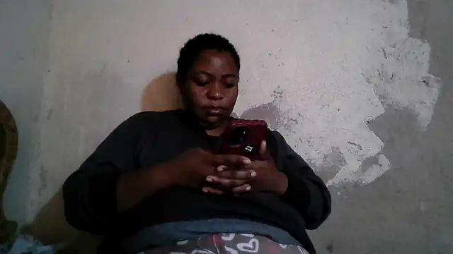 Snapshot of bustyboobs6 chatting on September 23, 7:37 am bustyboobs6 online show from September 23, 7:37 am