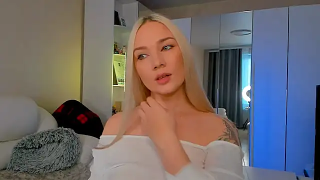 Snapshot of 1AlexaGoddess3 chatting on September 26, 5:25 am 1AlexaGoddess3 online show from September 26, 5:25 am