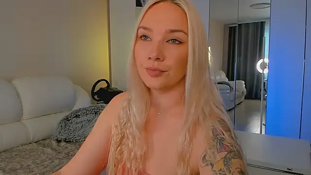 Snapshot of 1AlexaGoddess3 chatting on September 24, 5:36 am 1AlexaGoddess3 online show from September 24, 5:36 am