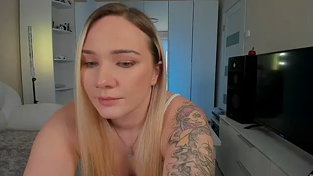 Snapshot of 1AlexaGoddess3 chatting on December 20, 6:08 am 1AlexaGoddess3 online show from December 20, 6:08 am