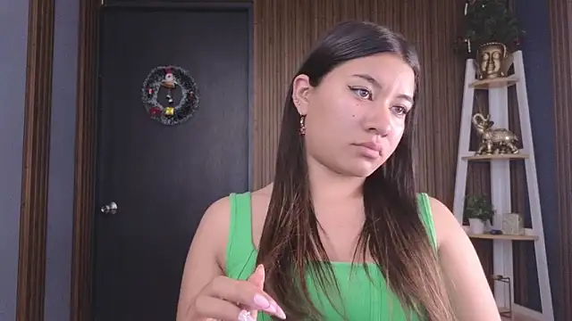 amber kanne online show from December 9, 7:29 pm