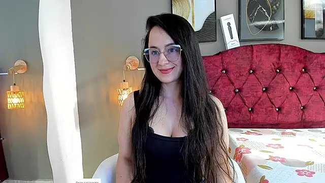 Snapshot of angela_nix chatting on June 11, 4:04 pm angela nix online show from June 11, 4:04 pm
