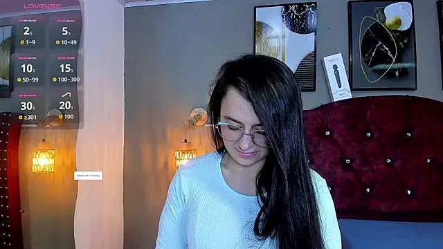Snapshot of angela_nix chatting on July 7, 1:58 pm angela nix online show from July 7, 1:58 pm
