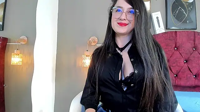Snapshot of angela_nix chatting on July 17, 3:20 pm angela nix online show from July 17, 3:20 pm