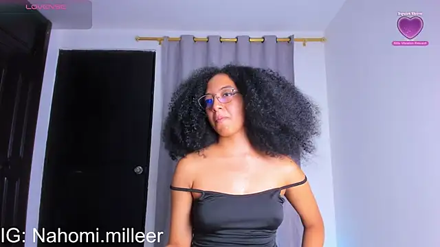 NAHOMI MILLER online show from October 2, 11:52 pm