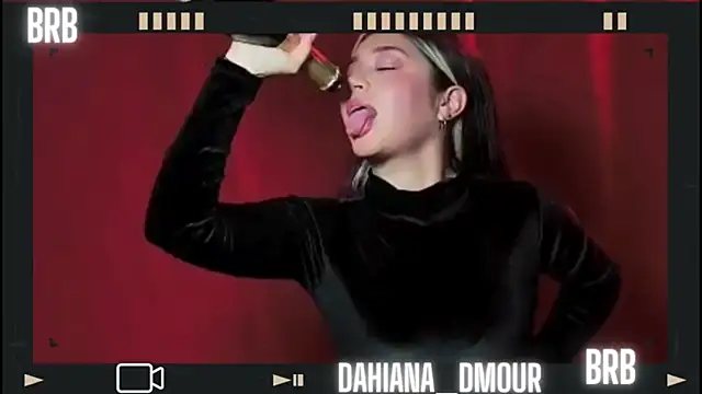 Dahian Dmour online show from December 13, 8:04 pm