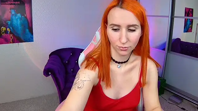 Snapshot of AliceBYKiss chatting on January 23, 12:19 pm AliceBYKiss online show from January 23, 12:19 pm