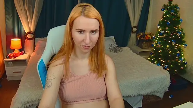 Snapshot of AliceBYKiss chatting on January 12, 12:33 pm AliceBYKiss online show from January 12, 12:33 pm