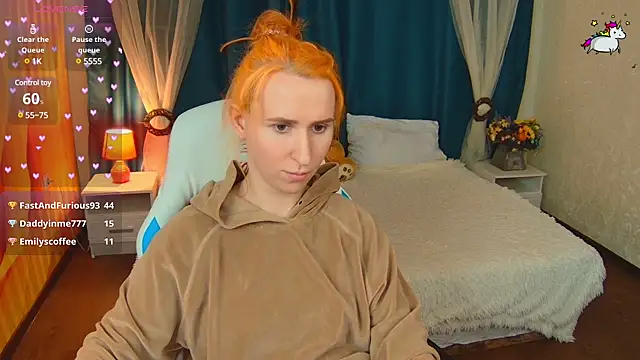 Snapshot of AliceBYKiss chatting on February 9, 3:34 pm AliceBYKiss online show from February 9, 3:34 pm