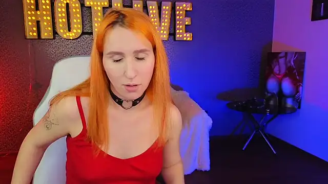 Snapshot of AliceBYKiss chatting on January 31, 12:40 pm AliceBYKiss online show from January 31, 12:40 pm