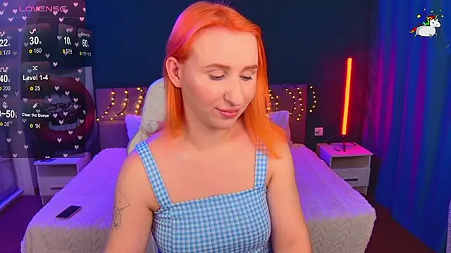 Snapshot of AliceBYKiss chatting on March 2, 6:15 pm AliceBYKiss online show from March 2, 6:15 pm