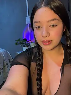 Julieta 333 online show from April 8, 11:44 am