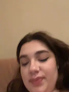 Dreamy Kitty online show from January 14, 8:37 pm