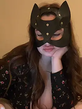 Dreamy Kitty online show from January 8, 4:00 pm