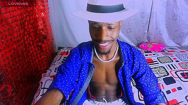 Aroonpapisex online show from December 18, 2:21 am