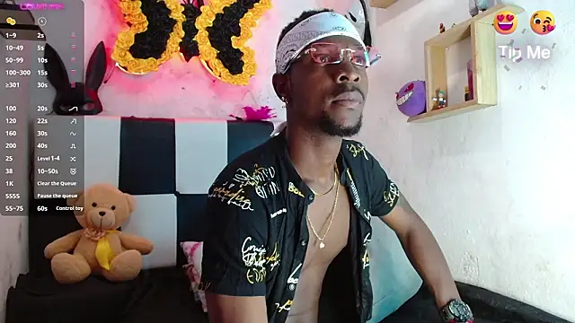 Aroonpapisex online show from March 9, 2:20 pm