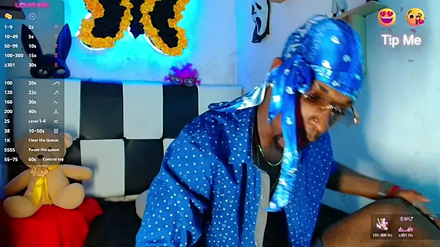 Aroonpapisex online show from April 5, 7:20 pm