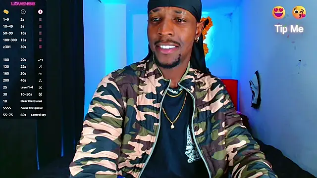 Snapshot of Aroonpapisex chatting on February 26, 12:54 am Aroonpapisex online show from February 26, 12:54 am