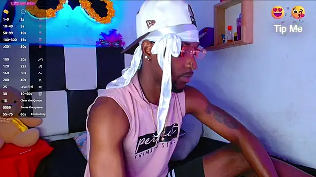 Aroonpapisex online show from March 27, 3:59 am