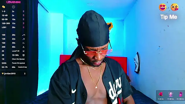 Aroonpapisex online show from March 7, 1:23 am