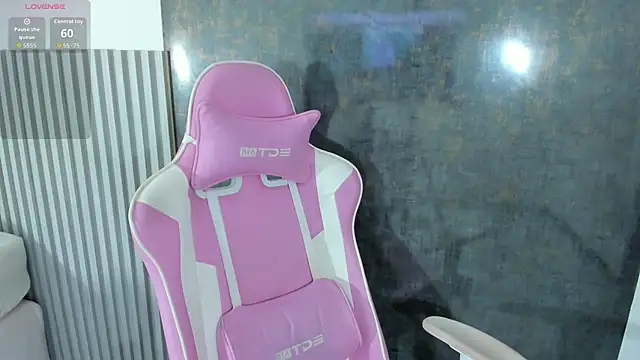 lana boomer online show from March 14, 8:26 pm