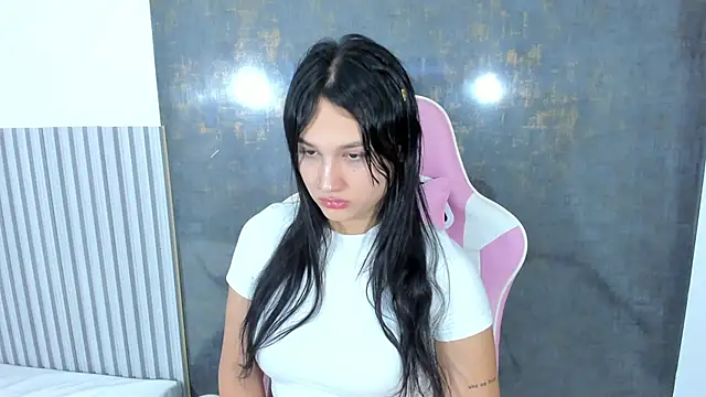 lana boomer online show from November 4, 8:12 pm