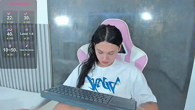 lana boomer online show from October 26, 7:36 pm