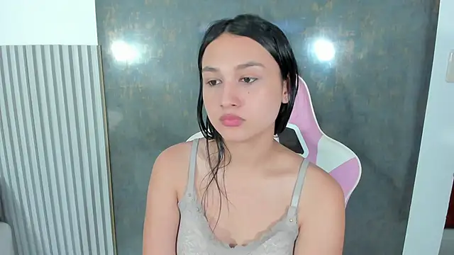 lana boomer online show from February 4, 8:26 pm