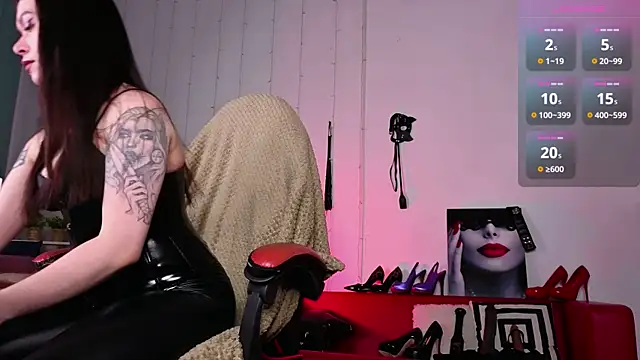 Vanessa Ives  online show from February 19, 8:39 pm